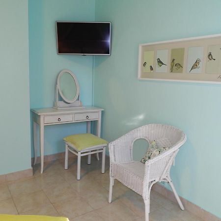Palmina Mare Villa And Studios Paralia Vrachou Bagian luar foto