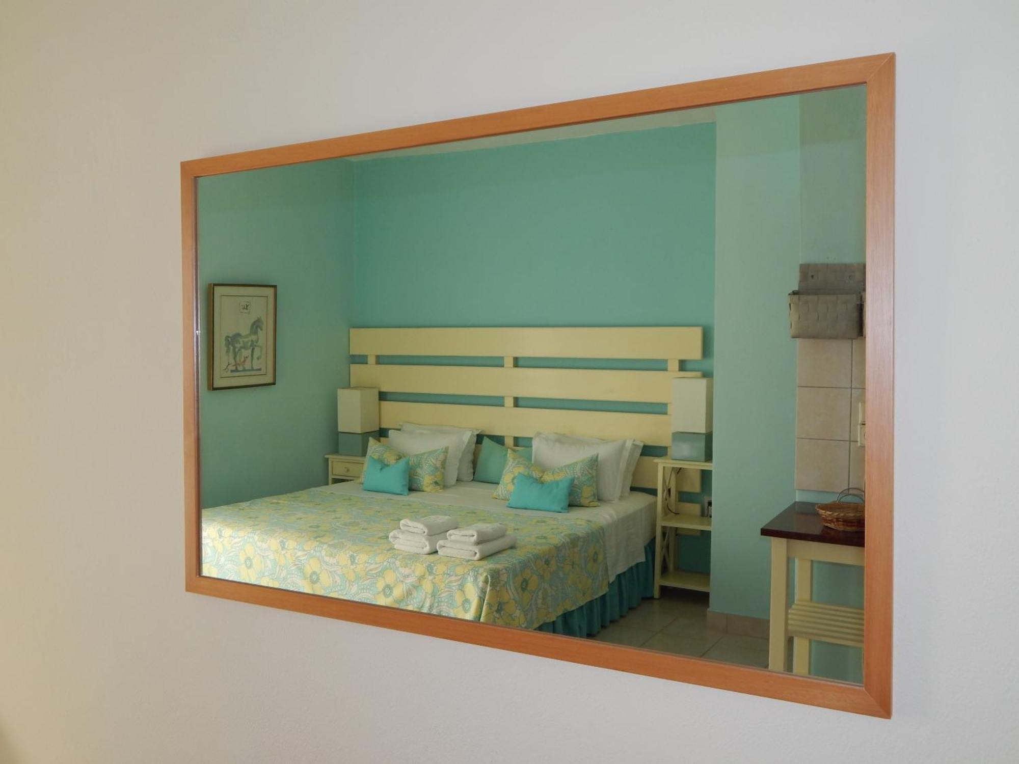 Palmina Mare Villa And Studios Paralia Vrachou Bagian luar foto
