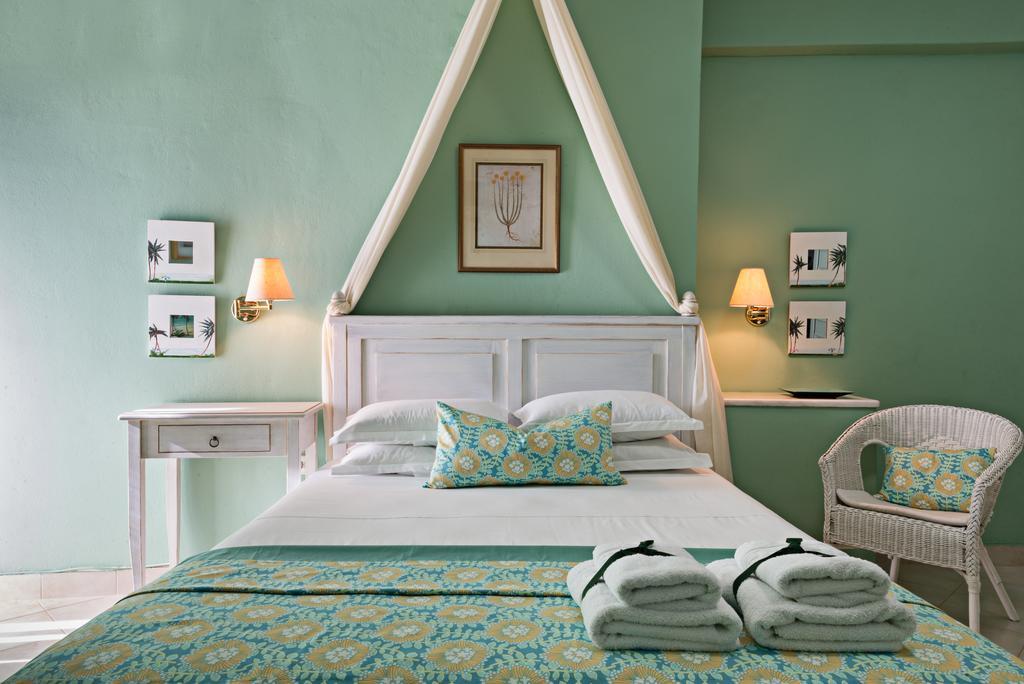 Palmina Mare Villa And Studios Paralia Vrachou Bagian luar foto